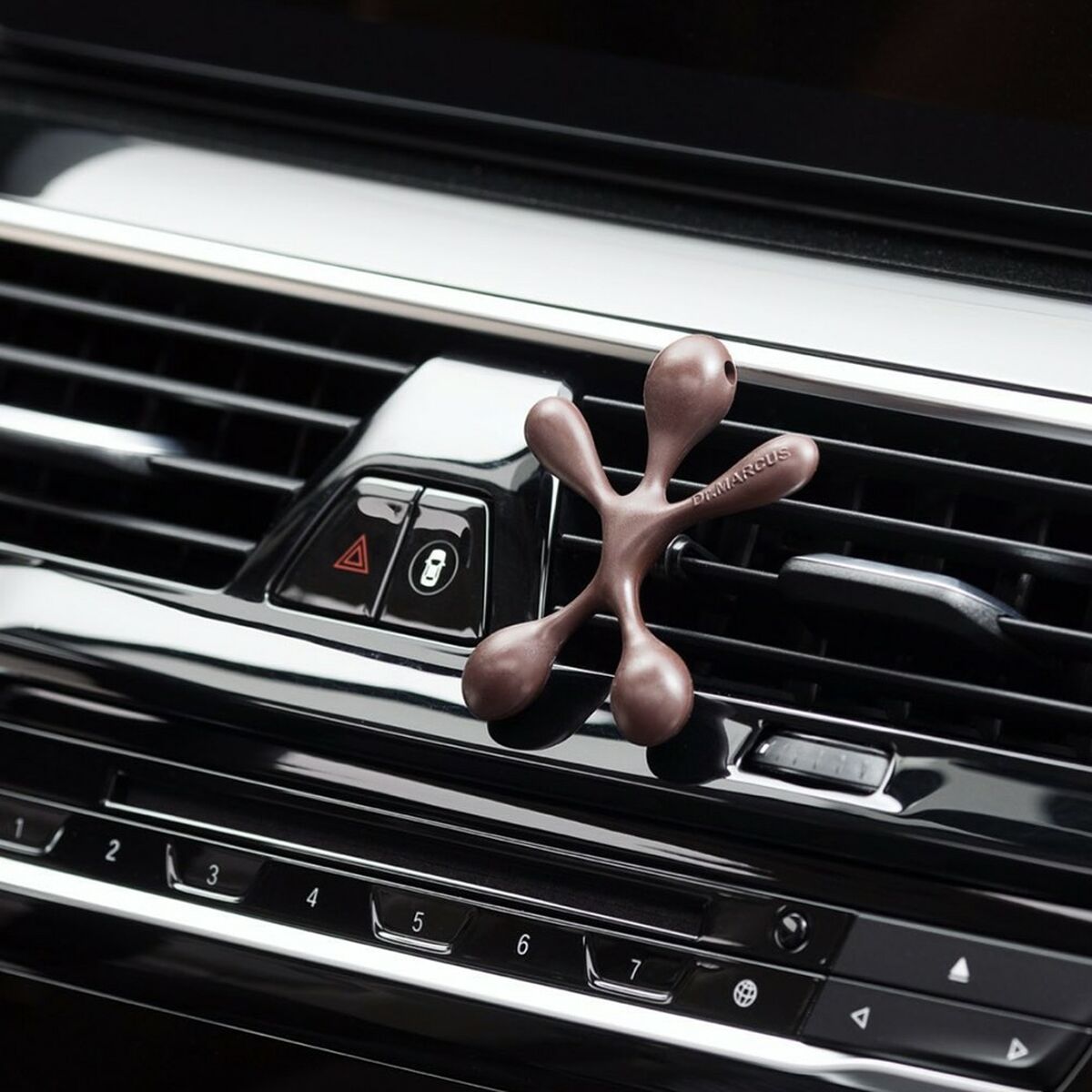 V2HC701B21CEEAAC5457A4D1458C6C12822R5715569P4