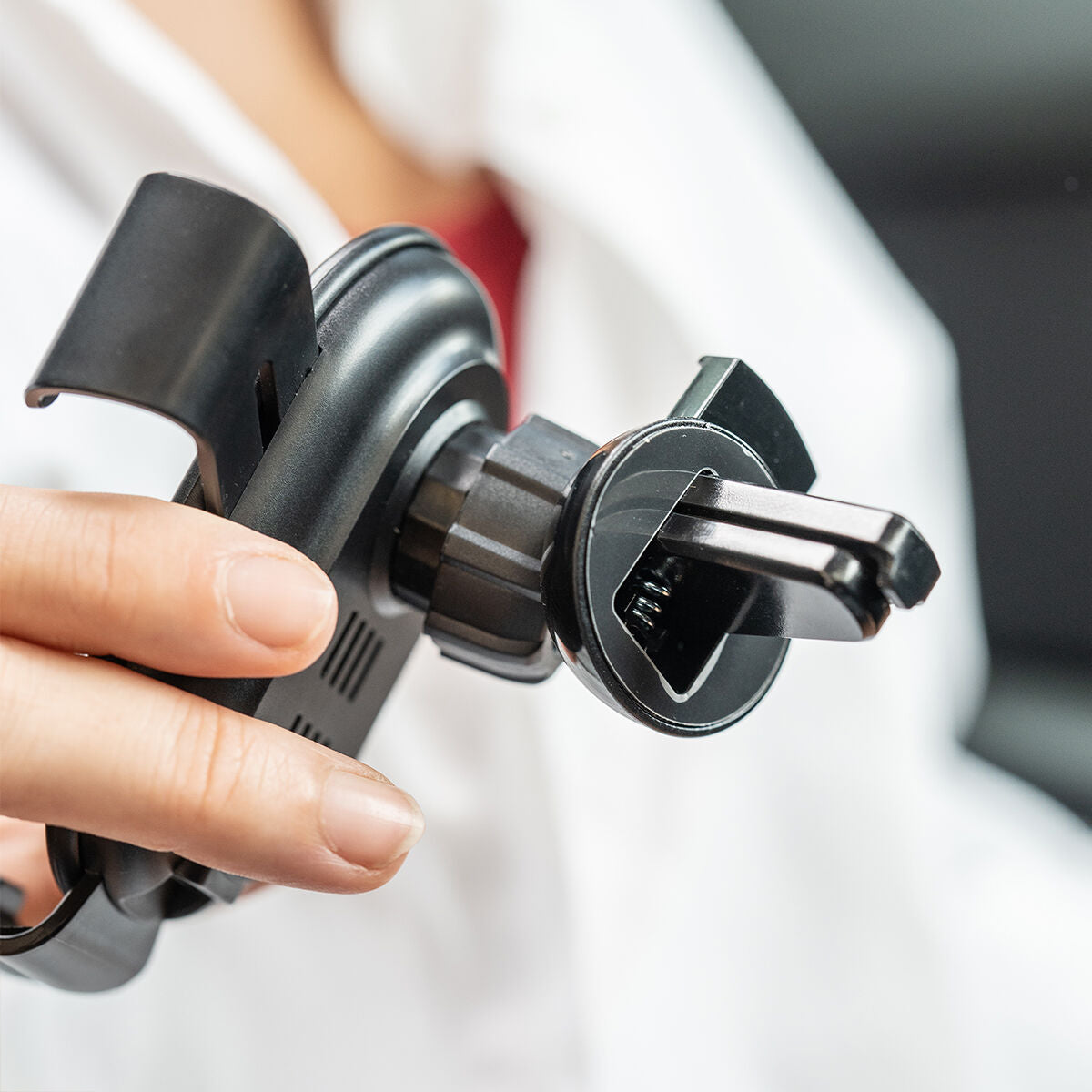 V5HC0FC3BAC4900A5503659AA0E3E84C698R5280229P4